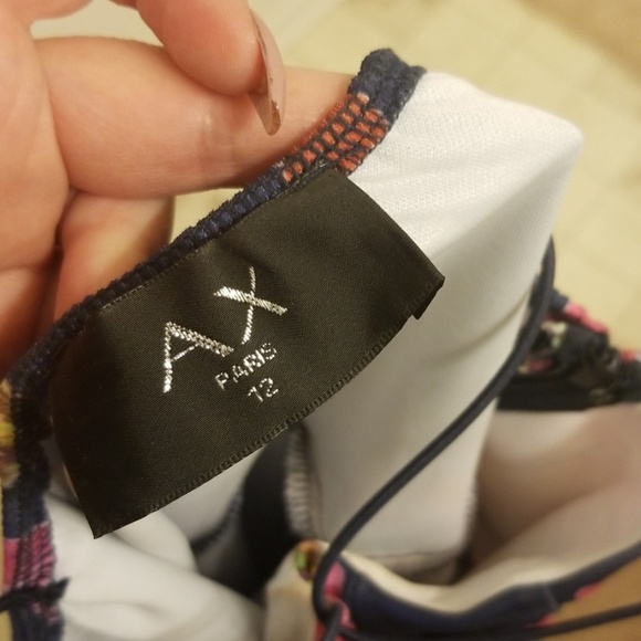 Skater length mini dress - Picture 6 of 6